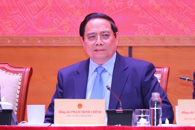 Thủ tướng làm việc với Bộ VHTTDL về các nhiệm vụ, giải pháp triển khai Nghị quyết Đại hội XIV của Đảng và Nghị quyết số 80 của Bộ Chính trị về phát triển văn hóa Việt Nam - Ảnh 7.