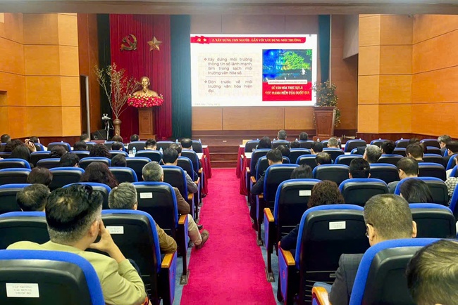 Quán triệt sâu sắc về vai trò nền tảng, sức mạnh nội sinh của văn hóa đến toàn thể cán bộ, đảng viên - Ảnh 6.