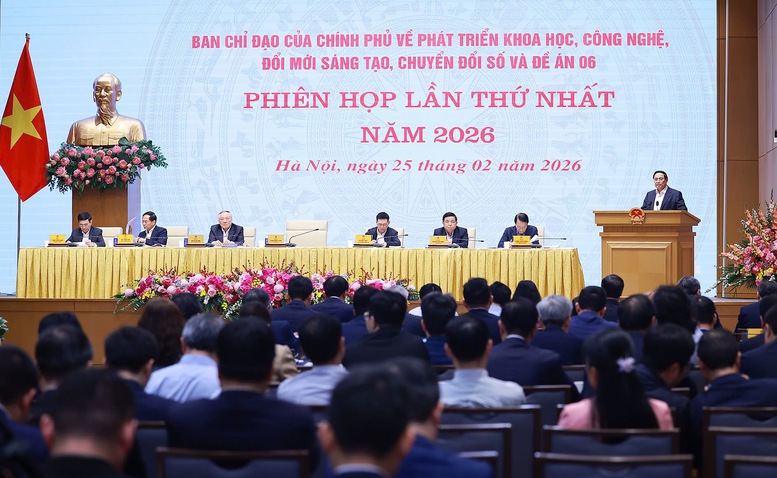 Thủ tướng: Bảo đảm duy trì tối thiểu 3% tổng chi ngân sách nhà nước hằng năm cho chuyển đổi số - Ảnh 2.