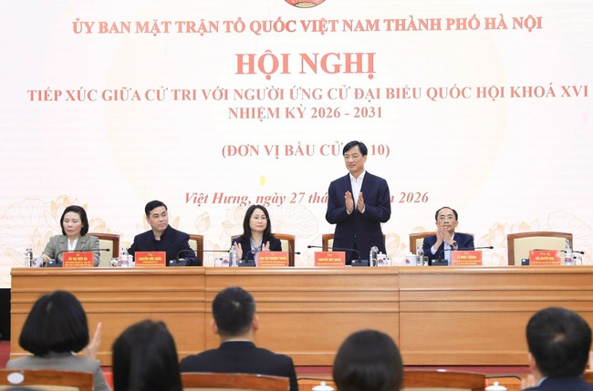 Hội nghị tiếp xúc giữa cử tri với người ứng cử đại biểu Quốc hội Khóa XVI, đơn vị bầu cử số 10 thành phố Hà Nội  - Ảnh 1.